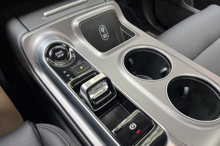 Used GAC Trumpchi E8 2024 Honor Series 2.0L Honor Edition
