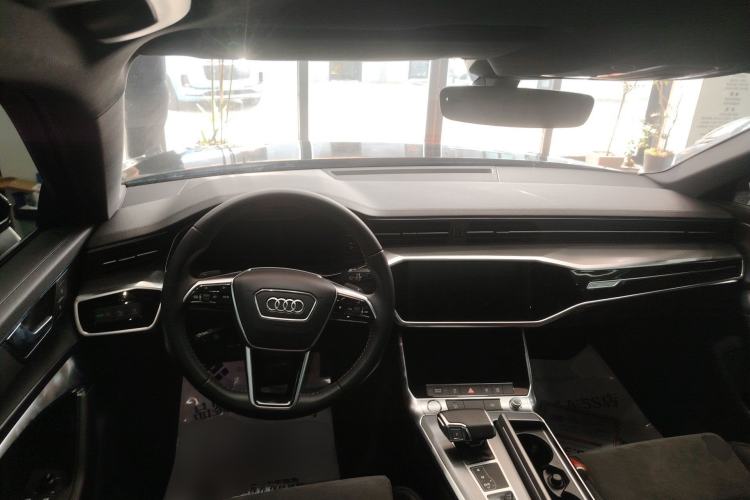 Used Audi A6L 2020 40 TFSI Luxury Dynamic Edition Center Console