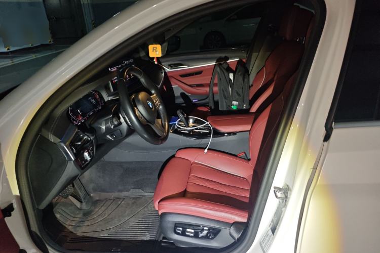 Used BMW 5 Series 2023 530Li Luxury Edition M Sport Package
