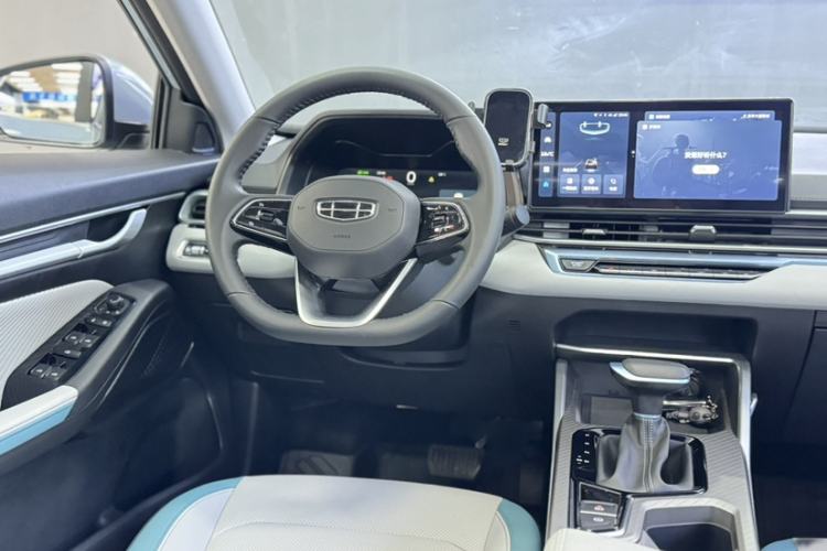 Used Geely Auto Emgrand 2023 4th Generation Champion Edition 1.5L CVT Flagship Model