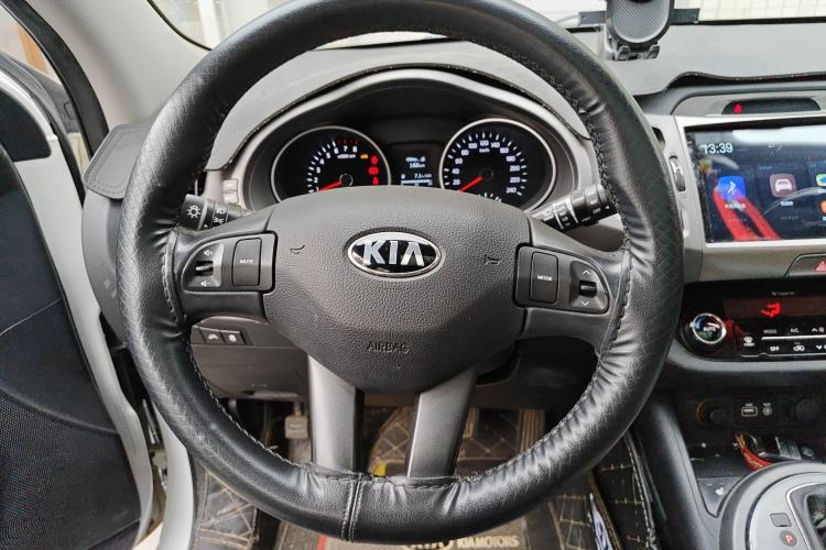 Used Kia Sportage R 2016 2.0L Automatic Two-Wheel Drive DLX Steering Wheel