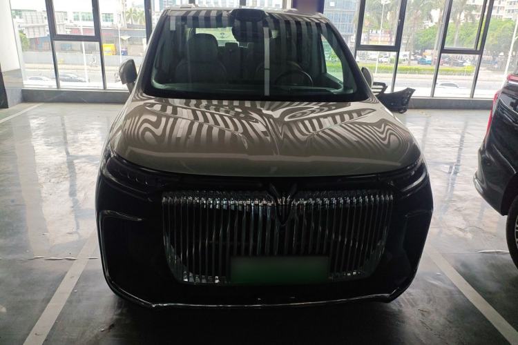 Used VOYAH Dream 2025 PHEV Four-Wheel-Drive Flagship Version – Qiankun Edition
