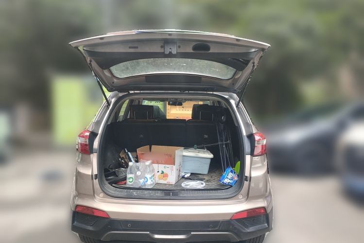 Used Hyundai ix25 2015 1.6L Automatic Two-Wheel Drive Smart GLS Trim Trunk