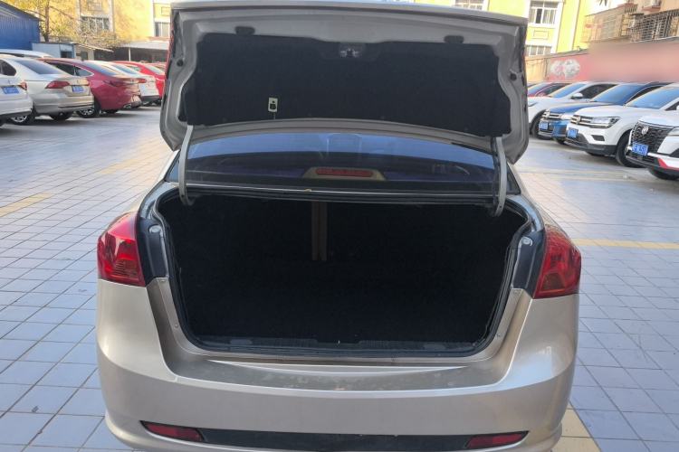 Used Buick Excelle 2013 1.5L Automatic Classic Model