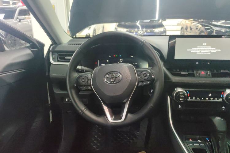 Used Toyota Wildlander 2023 2.0L CVT Two-Wheel Drive Luxury PLUS Edition
