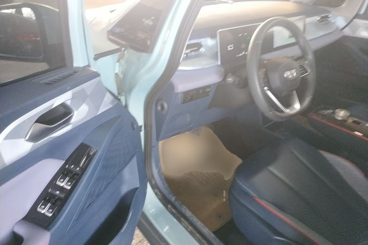 Used Geometry E Firefly 2022 401 km Linglong Tiger 4 Seats