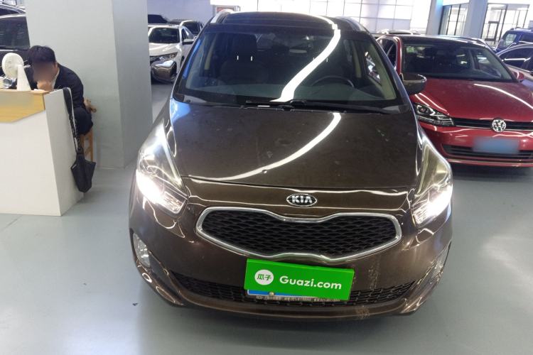 Used Kia Carens 2013 2.0L 7-Seater Automatic Comfort Edition China V Standard