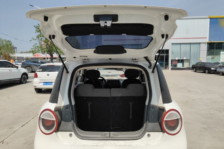 Used CHANGAN NEVO Lumin 2022 210km Sweet Edition Trunk