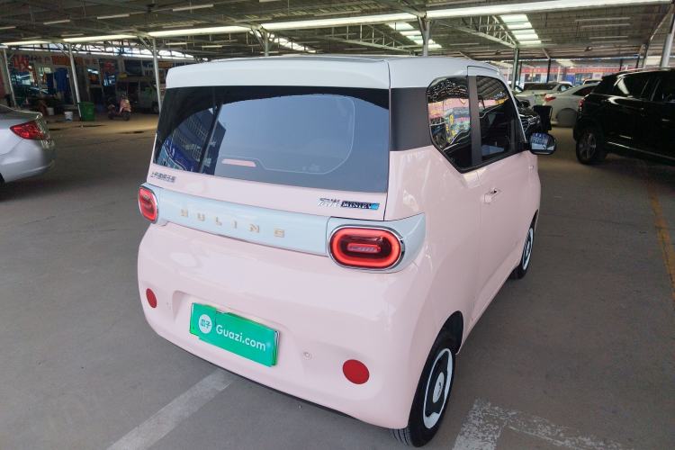 Used Wuling Hongguang MINIEV 2024 Third Generation 120 km Rear Right 45 Deg