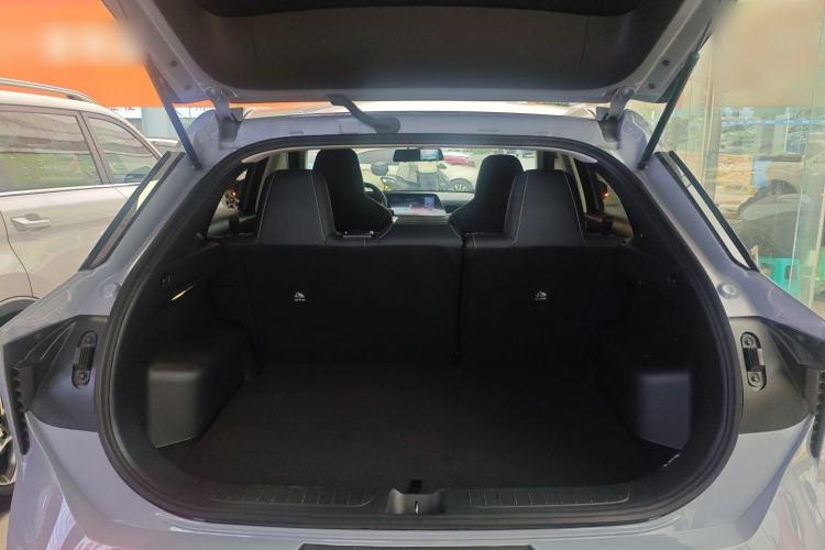 Used Venucia V 2021 260T Idol Edition