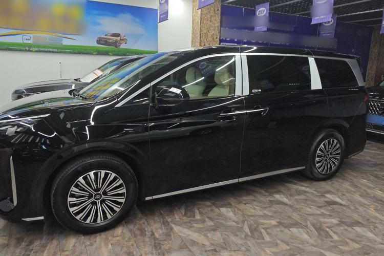 Used BYD Xia 2025 DM-i 1.5T 180km Beyond Edition
