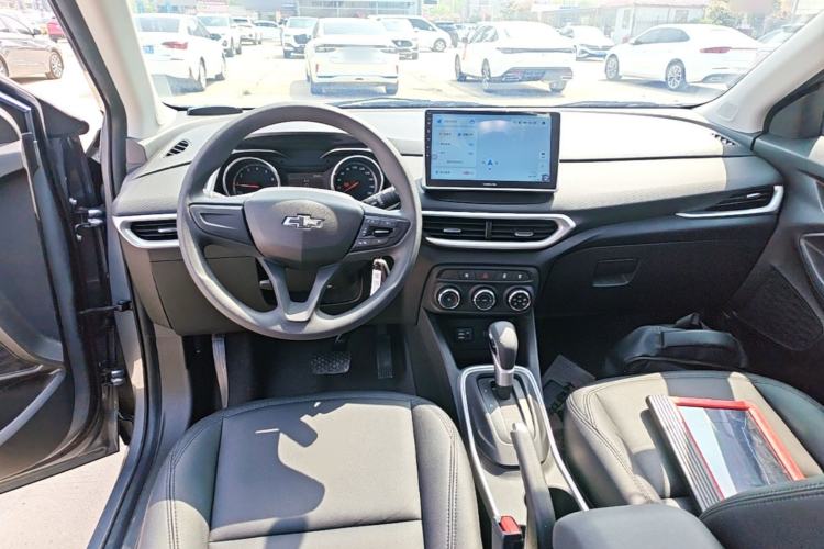 Used Chevrolet Trax 2019 Redline 335T CVT Trendy Version China VI Standard Center Console