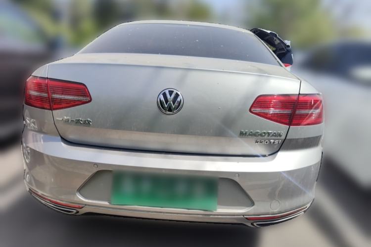 Used Volkswagen Magotan 2017 330TSI DSG Luxury Model