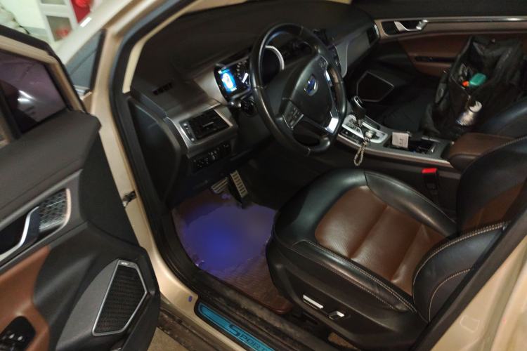 Used Geely Auto Emgrand GS 2017 Elegant Edition 1.3T Automatic Smart Connectivity Model Interior 3