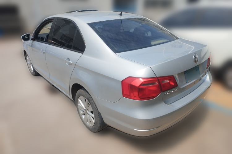 Used Volkswagen Jetta 2015 1.6L Manual Comfort Model Rear Left 45 Deg