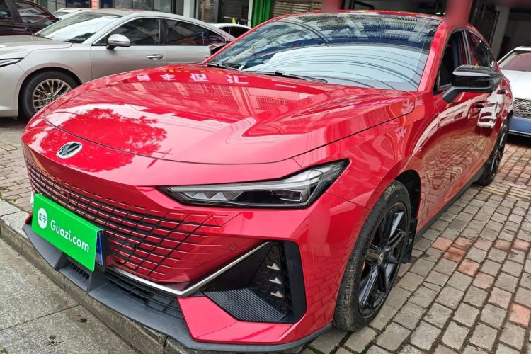 Used CHANGAN UNI-V 2023 1.5T Prestige Model