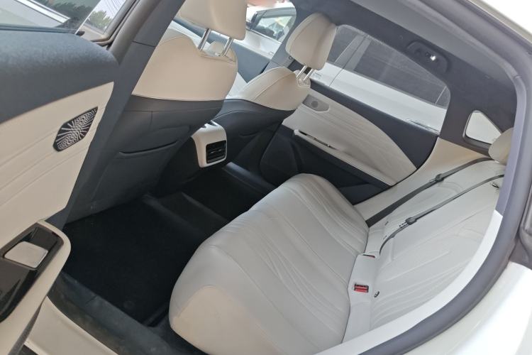 Used Geely Galaxy E8 2024 550 km Range Rear-Drive MAX