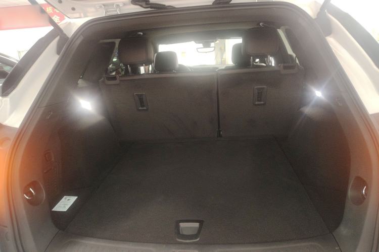 Used Cadillac XT5 2020 28T Tech Edition Trunk