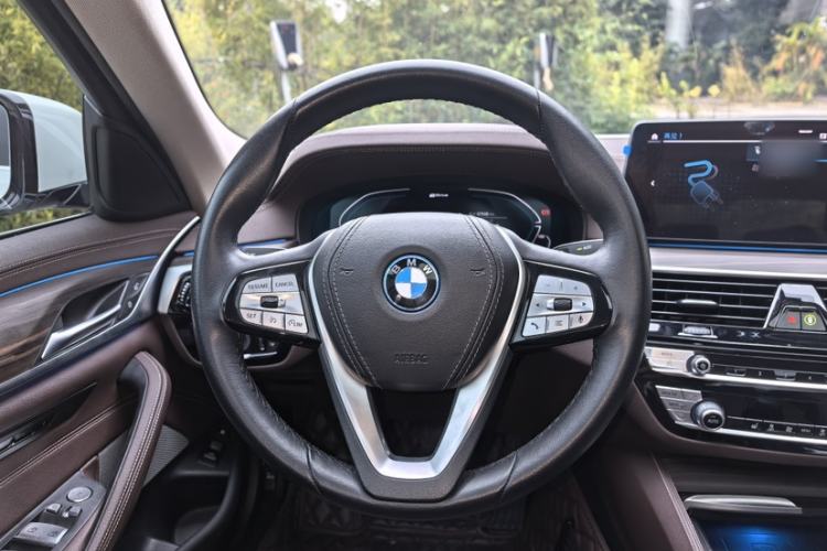 Used BMW 5 Series New Energy 2022 Updated Version 535Le Luxury Package
