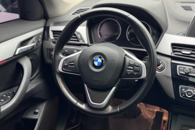 Used BMW X1 2018 sDrive20Li Leading Model