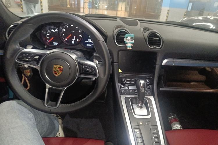 Used Porsche 718 2020 Cayman 2.0T
