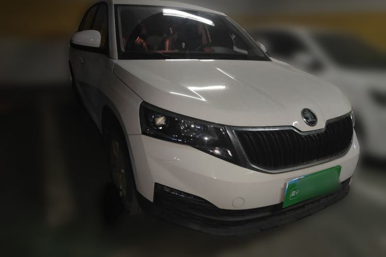 Used Skoda Kamiq 2018 1.5L Automatic Standard Edition China VI Front Right 45 Deg
