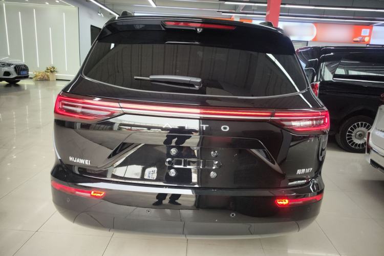 Used Hima AITO M7 2024 1.5T Intelligent Drive Rear-Drive Ultra Version 5 Seats
