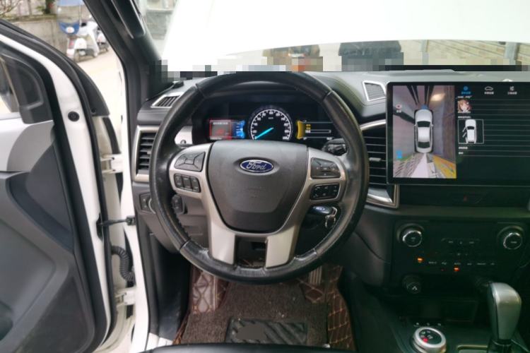 Used Ford Everest 2017 2.0T Gasoline Automatic 4x4 Luxury Edition 5 Seats Steering Wheel