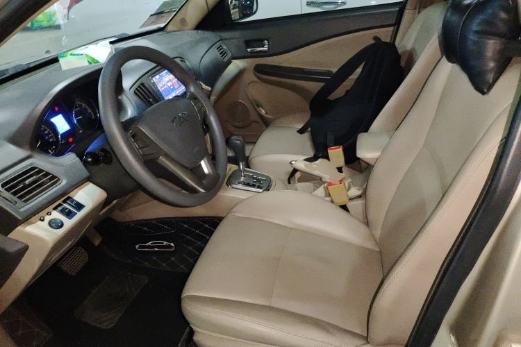 Used Chery E5 2014 1.8L CVT ZHUOYUE Sunroof Model
