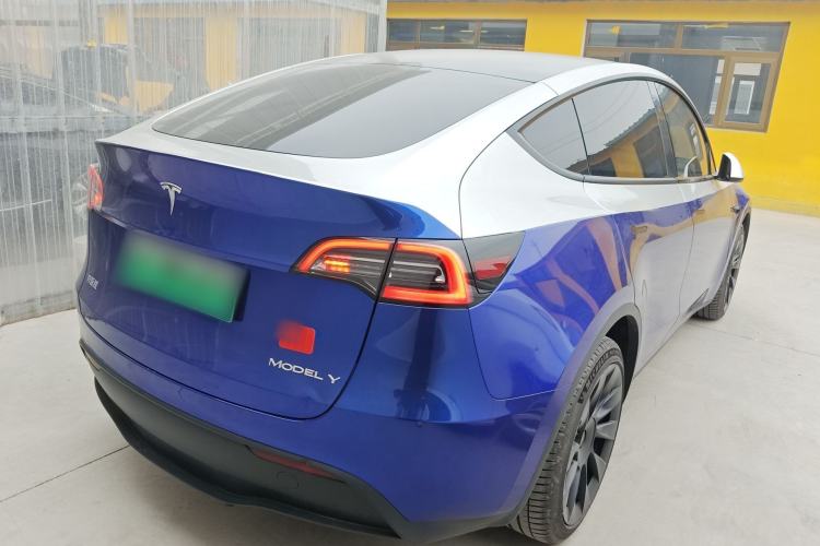 Used Tesla Model Y 2024 Long-Range All-Wheel-Drive Version Rear Right 45 Deg