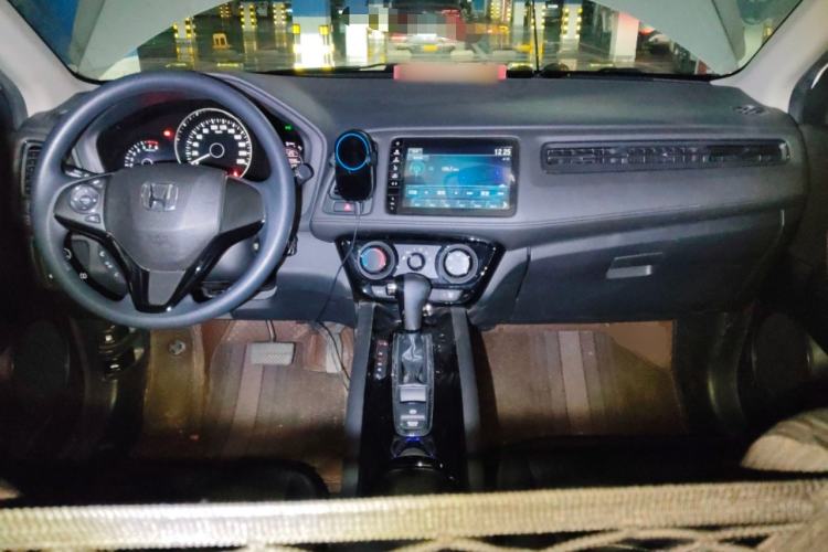 Used Honda Vezel 2020 1.5L CVT Pioneer Edition
