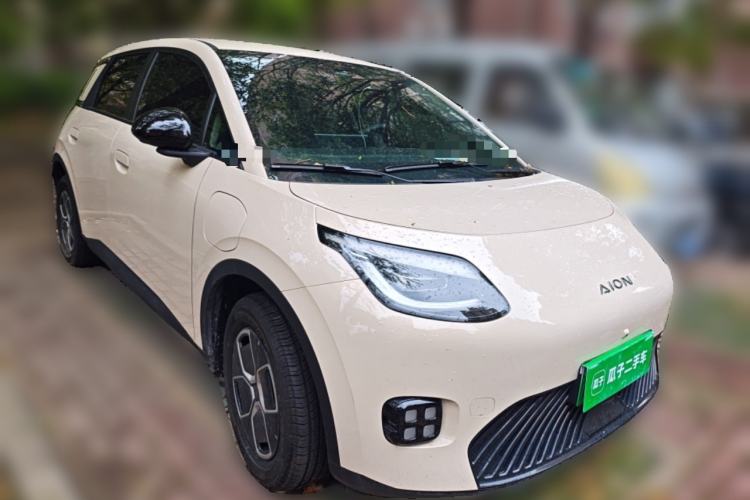 Used AION UT 2025 420 Intelligent Luxury Edition Front Right 45 Deg