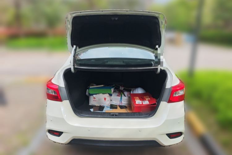 Used Nissan Sylphy 2019 1.6XV CVT Smart Connect Luxury Edition China V Standard Trunk