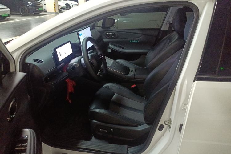 Used AION S MAX 2024 80 Star Edition Lithium Iron Phosphate Left Front Seat