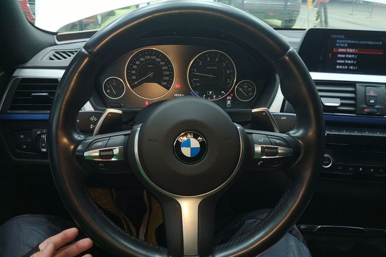 Used BMW 4 Series 2017 425i Gran Coupe Luxury M Sport Package Steering Wheel