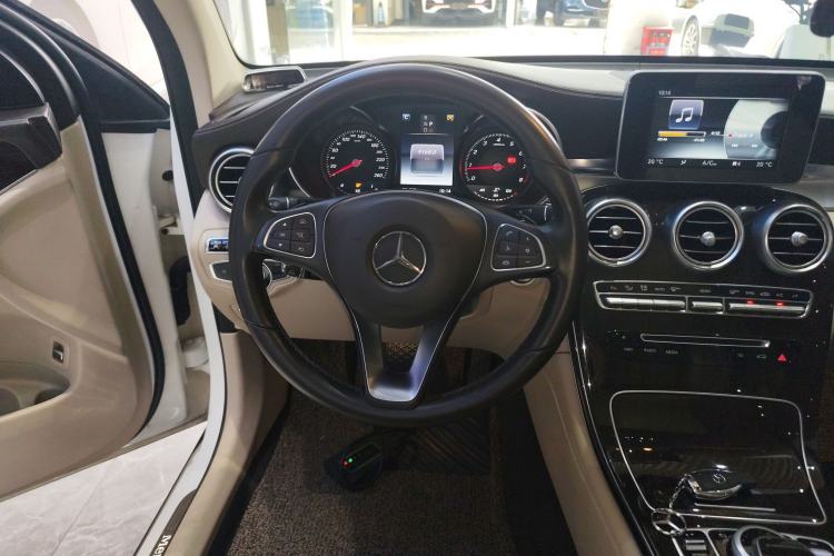 Used Mercedes-Benz GLC 2016 GLC 260 4MATIC Dynamic Edition
