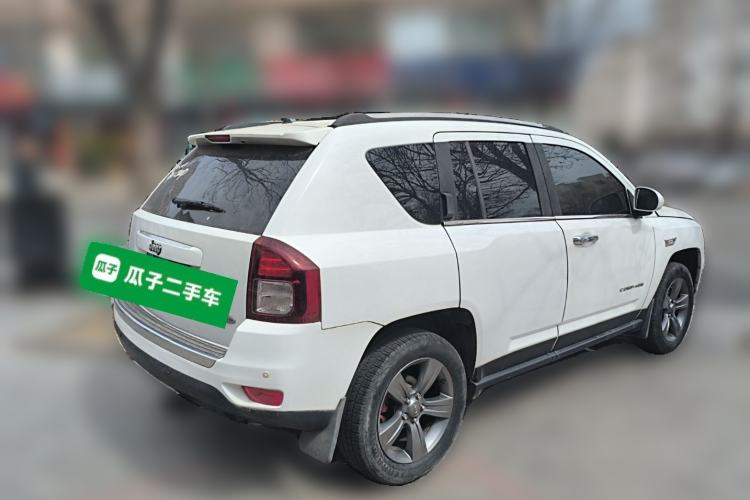 Used Jeep Compass 2014 Revised Version 2.4L Four-Wheel Drive Comfort Edition Rear Right 45 Deg