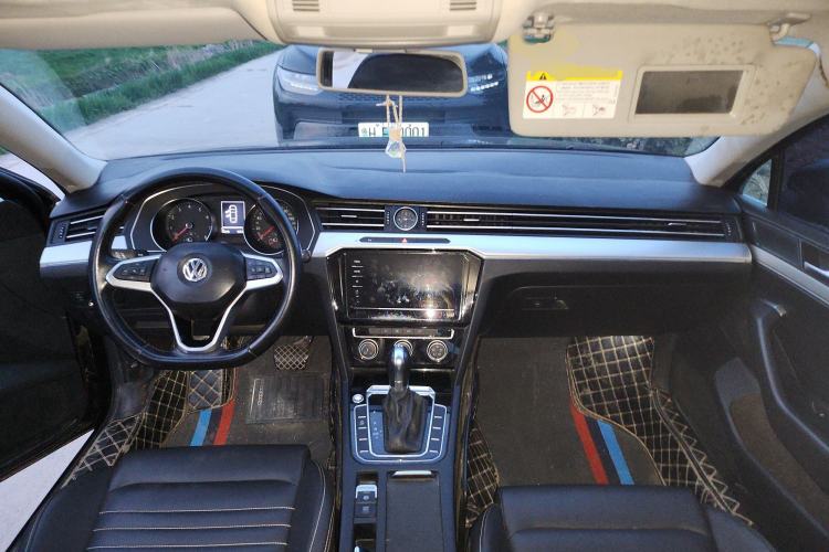 Used Volkswagen Magotan 2020 280TSI DSG Comfort Edition Center Console