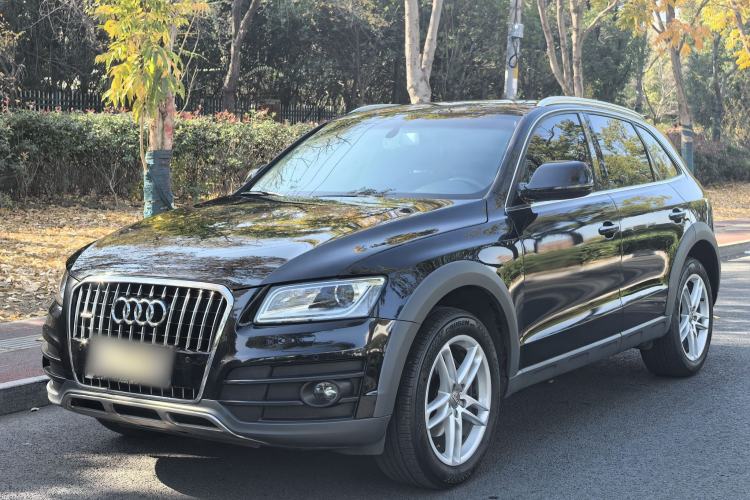 Used Audi Q5 2017 Plus 40 TFSI Technology Model