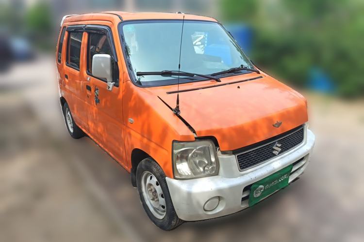 Used Suzuki Wagon R 2012 Entrepreneur Edition 1.0L Manual - Overdrive Type Front Right 45 Deg