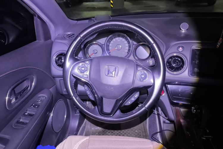 Used Honda XR-V 2015 1.8L VTi CVT Luxury Edition
