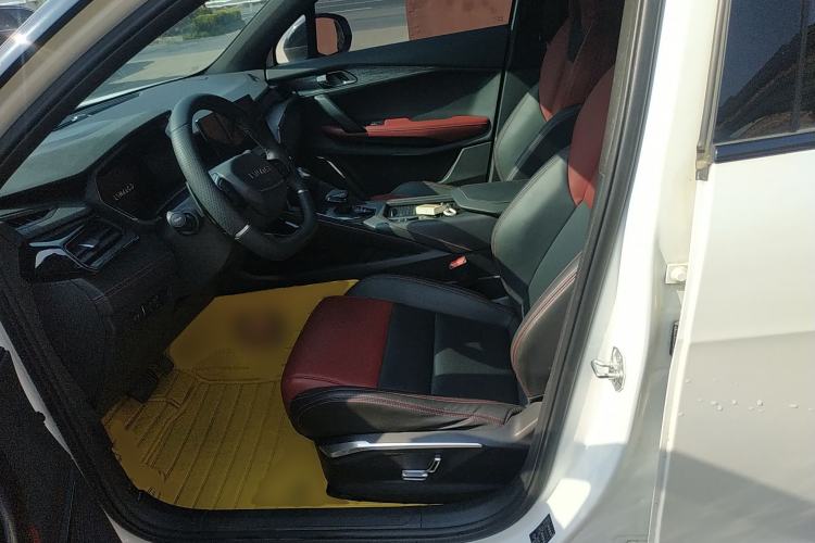 Used Lynk & Co 06 2021 1.5T Shero Pink Special Edition
