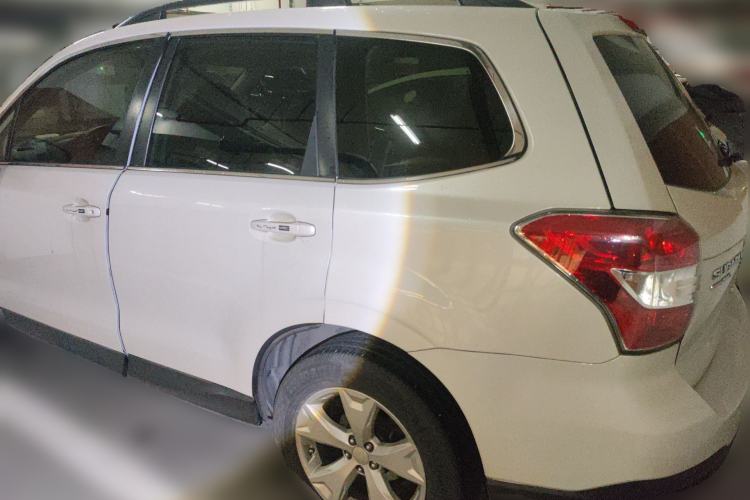 Used Subaru Forester 2013 2.0i Automatic Luxury Edition Rear Left 45 Deg