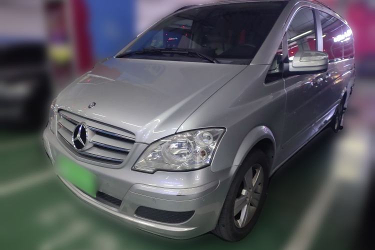 Used Mercedes-Benz Viano 2013 3.0L Hospitality Edition