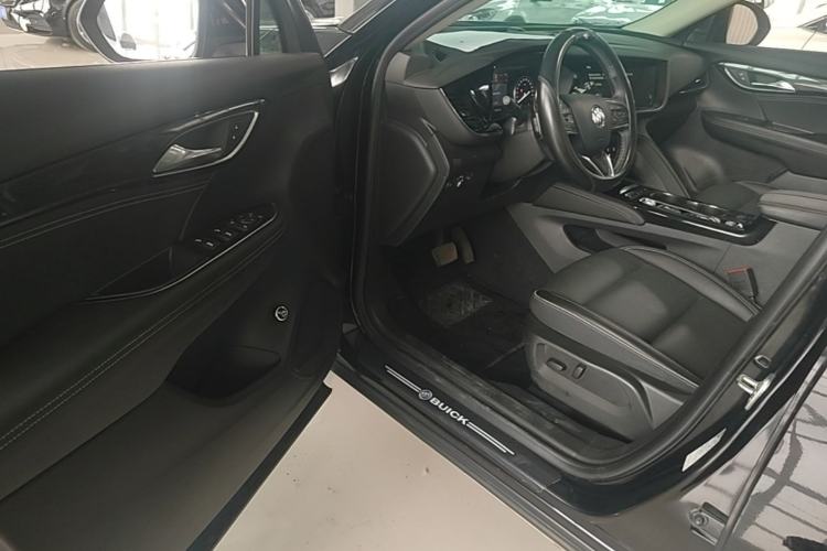 Used Buick Envision 2023 Encore S 552T Two-Wheel Drive Luxury Model
