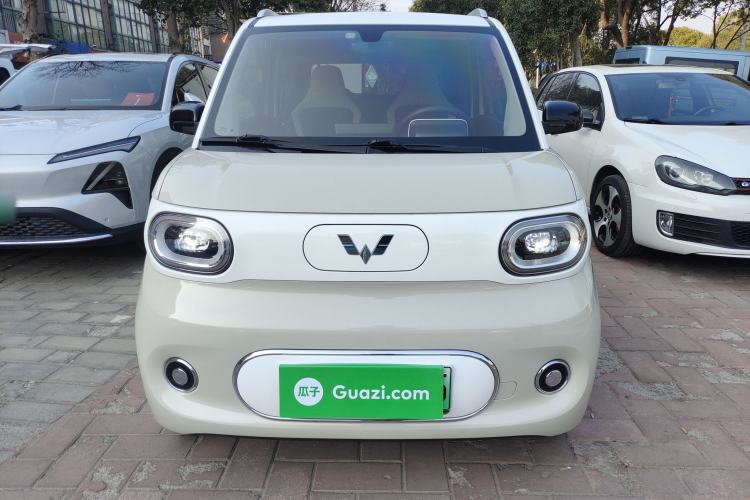 Used Wuling Hongguang MINIEV 2024 3rd Generation 215km Advanced Version

