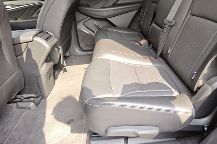 Used Buick Enclave 2022 652T Two-Wheel-Drive Prestige 7-Seater