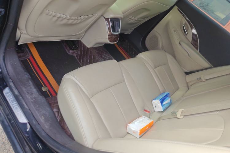 Used Buick LaCrosse 2013 2.4L SIDI Leading Comfort Version
