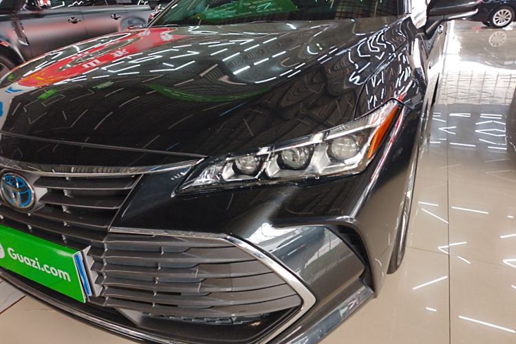 Used Toyota Avalon 2019 Dual-Engine 2.5L Luxury Edition China VI Standard
