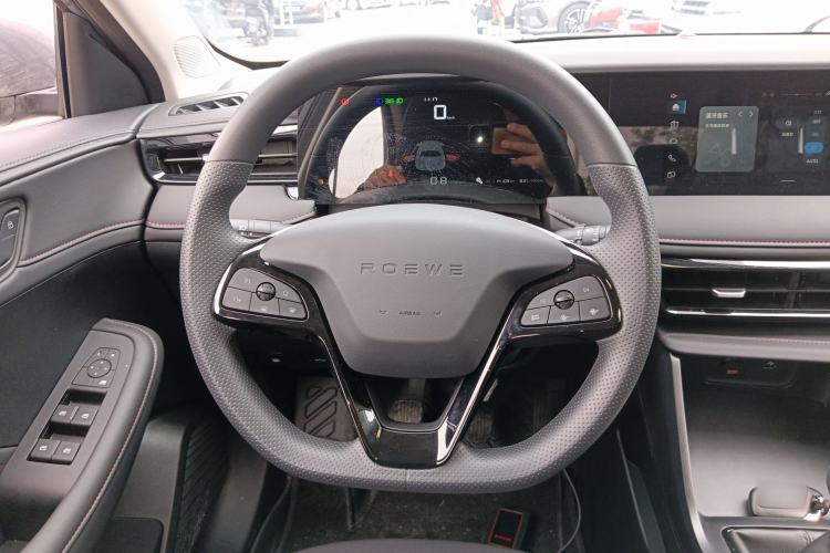 Used Roewe i5 2026 Model 1.5L Manual Comfort Version Steering Wheel